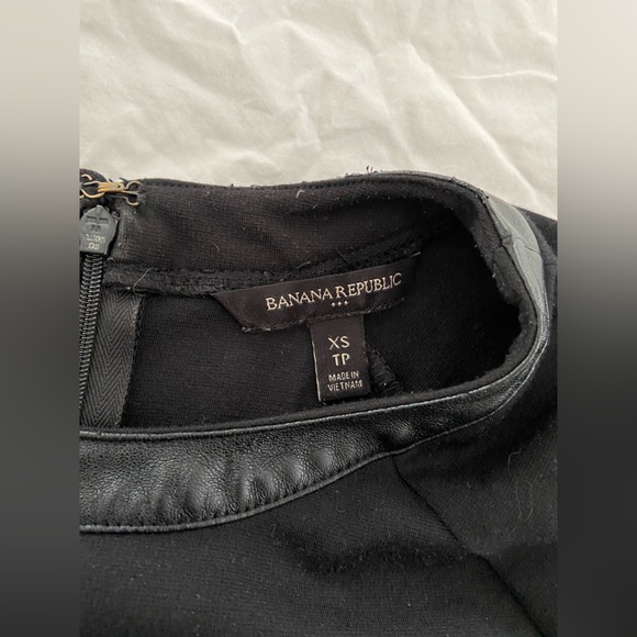 Black leather collar shirt - Picture 2 of 3